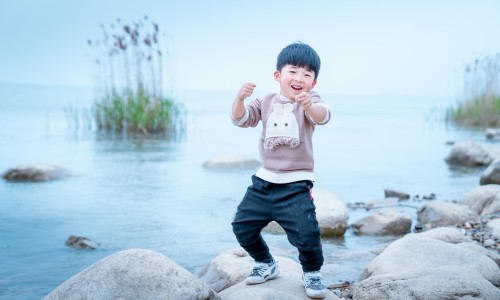 小儿退热合剂是退烧药吗-小儿退热合剂 广西药用网—知名的小儿退热药用法和用量网站,分享小儿退热药哪个效果最好知识