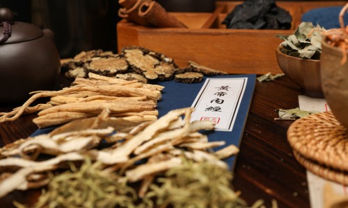 小儿退热药哪个效果最好-小儿退热合剂 广西药用网—知名的小儿退热药用法和用量网站,分享小儿退热药哪个效果最好知识